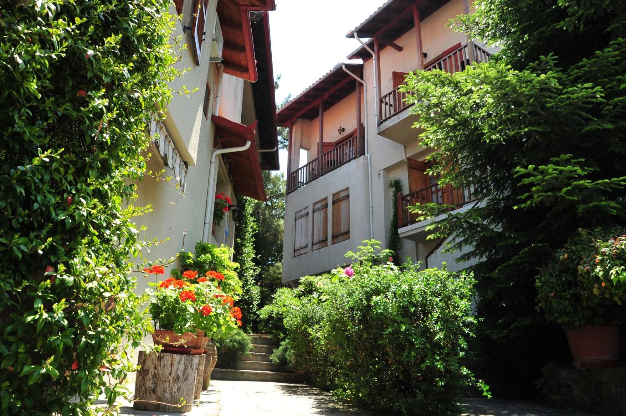 Guesthouse Papanikolaou Litóchoron Dış mekan fotoğraf