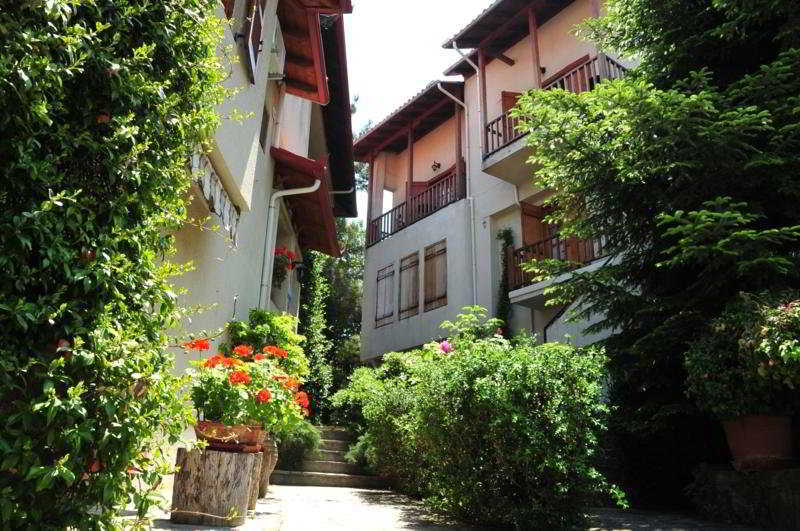 Guesthouse Papanikolaou Litóchoron Dış mekan fotoğraf